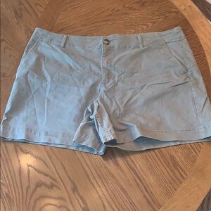 LOFT The Monroe 6” Women’s Short Olive Green Size 18